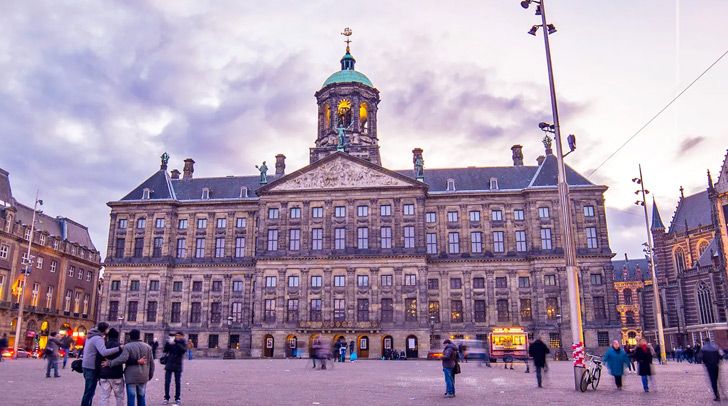 Amsterdam’s Royal Palace sits on 13,659 wooden poles.