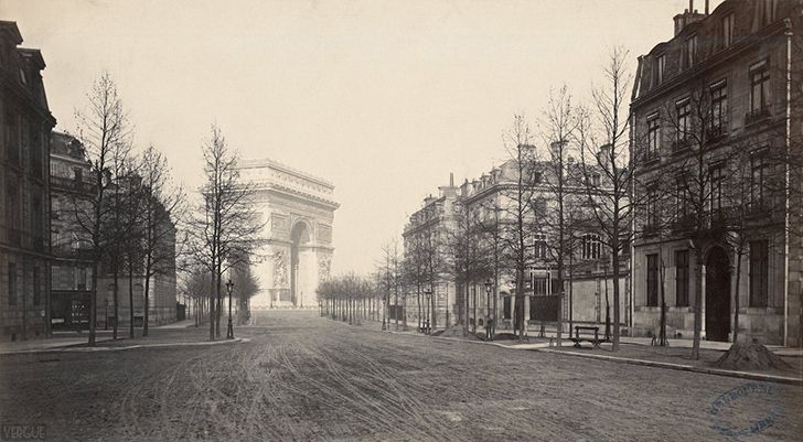 During World War I, the French built a "fake Paris".