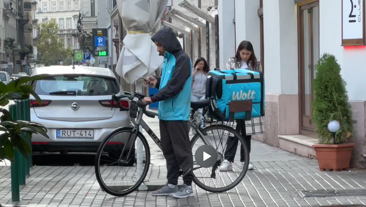 European meal delivery bike
